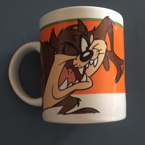 Early ‘00s Looney Tunes Tasmanian Devil mug
